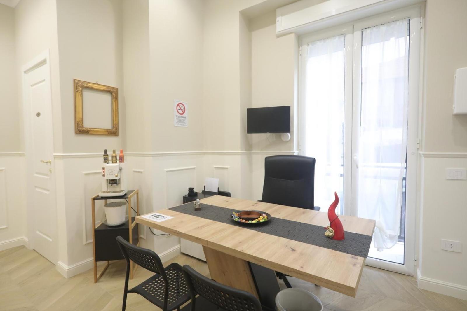 Vico Croce Suite, Spaccanapoli Buitenkant foto
