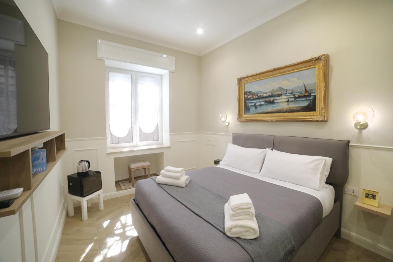 Vico Croce Suite, Spaccanapoli Buitenkant foto