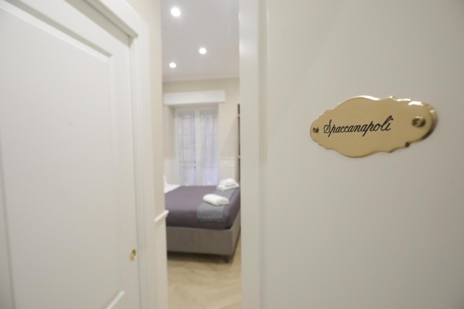Vico Croce Suite, Spaccanapoli Buitenkant foto